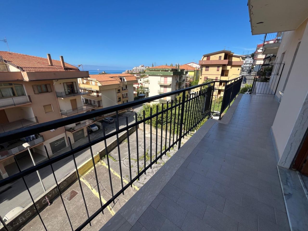 Piso en Scalea, Italia, 65 m² - imagen 11