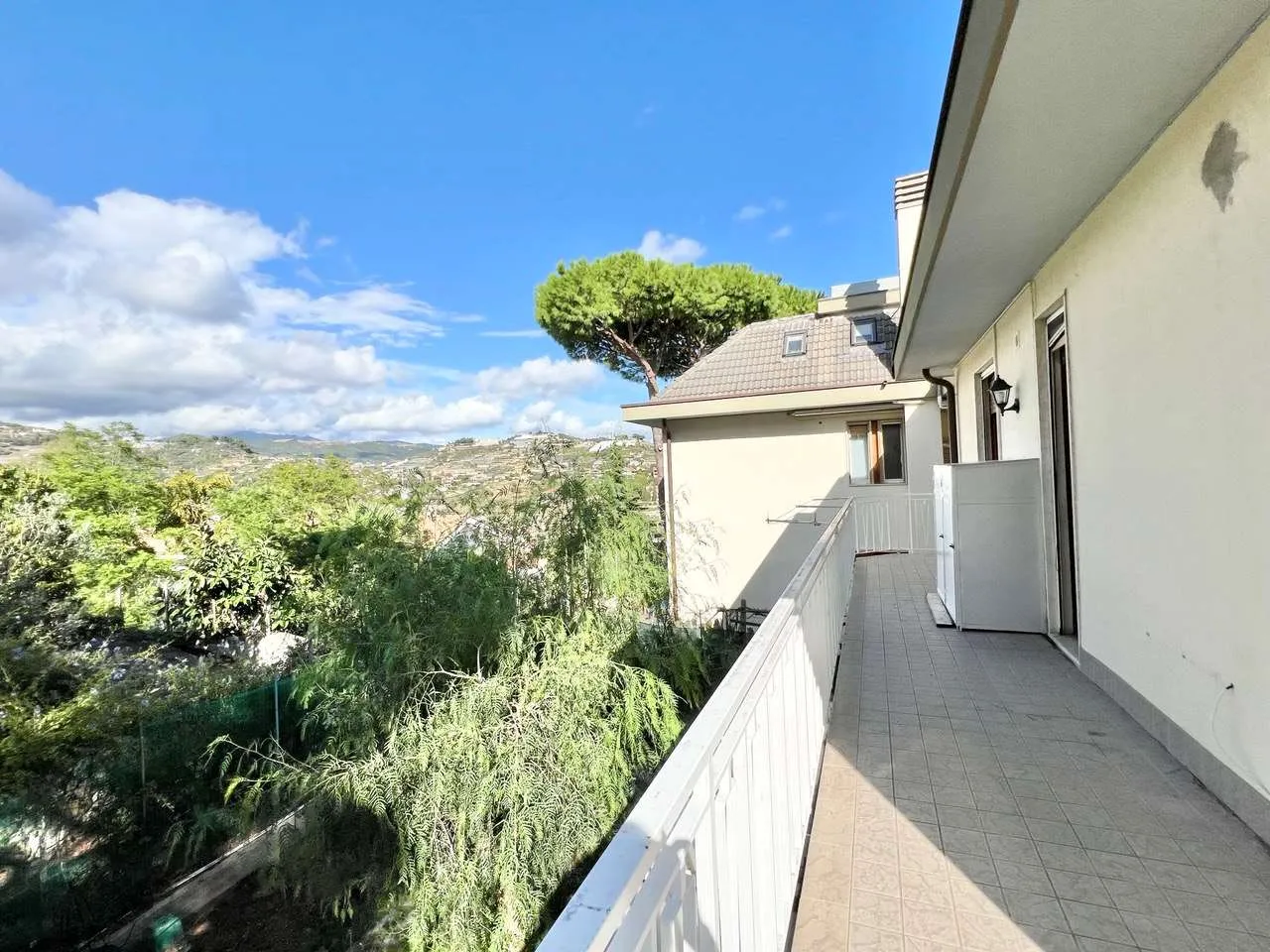 Apartment in San Remo, Italy, 65 m² - picture 3