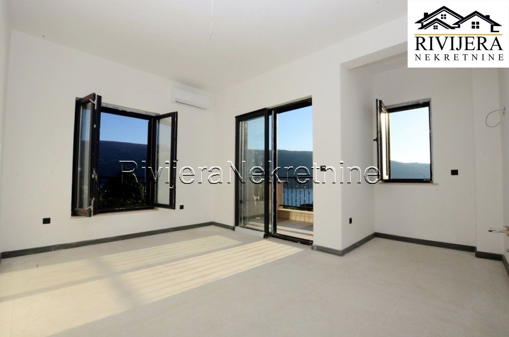 Flat in Herceg-Novi, Montenegro, 22.05 m² - picture 6