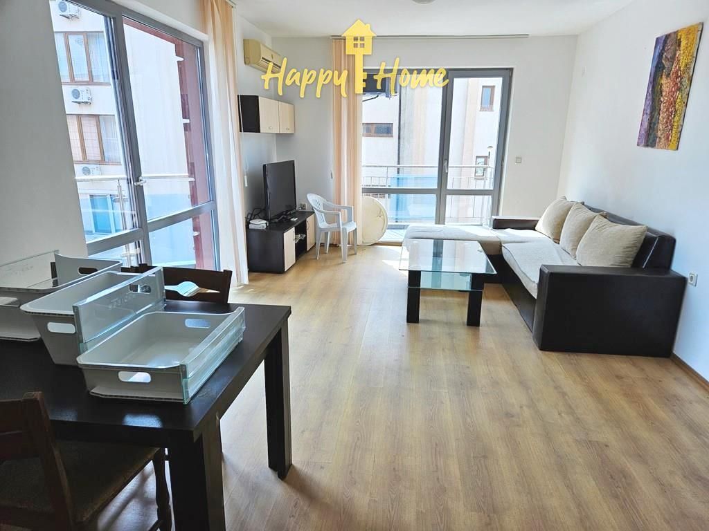 Appartement à Slantchev Briag, Bulgarie, 110 m² - image 1