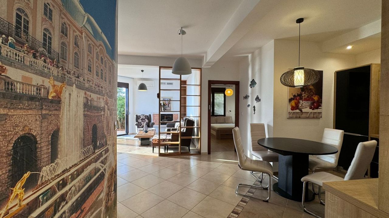 Flat in Dobra Voda, Montenegro, 93 m² - picture 2