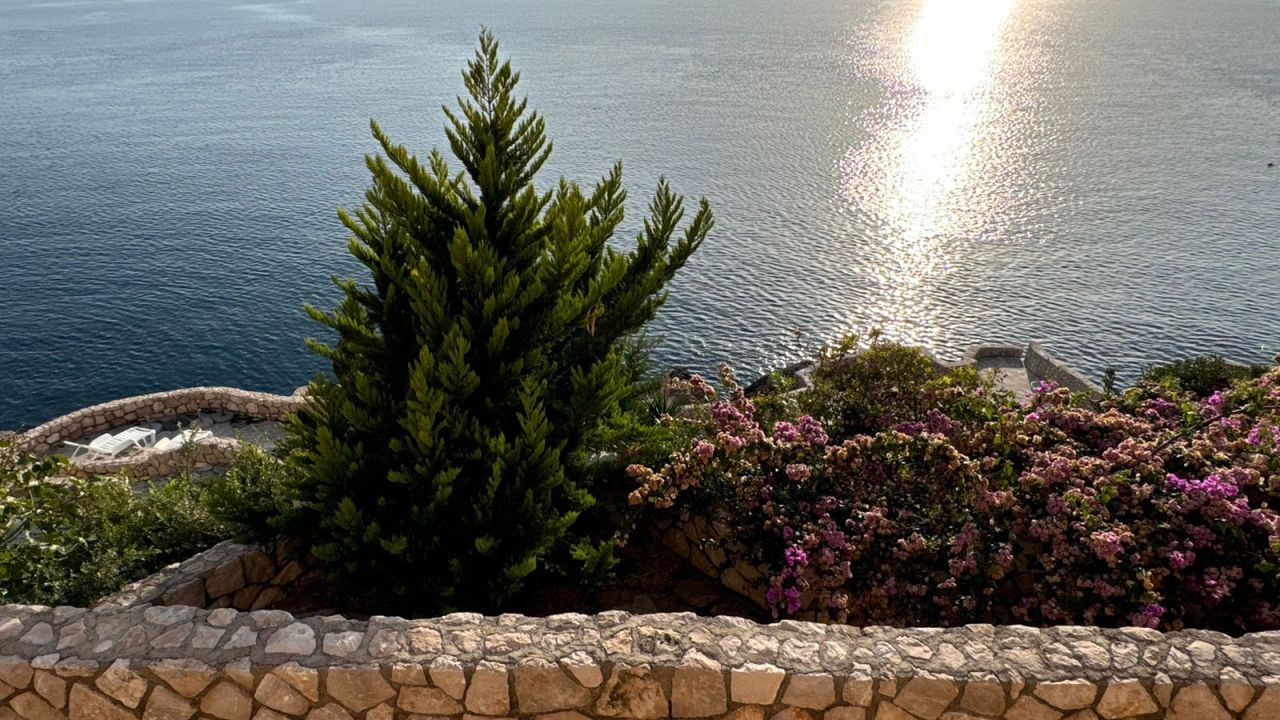 Flat in Dobra Voda, Montenegro, 93 m² - picture 11