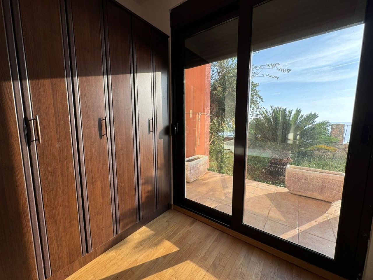 Flat in Dobra Voda, Montenegro, 93 m² - picture 13