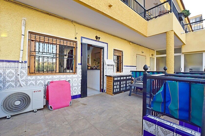 Maison urbaine à La Mata, Espagne, 75 m² - image 4