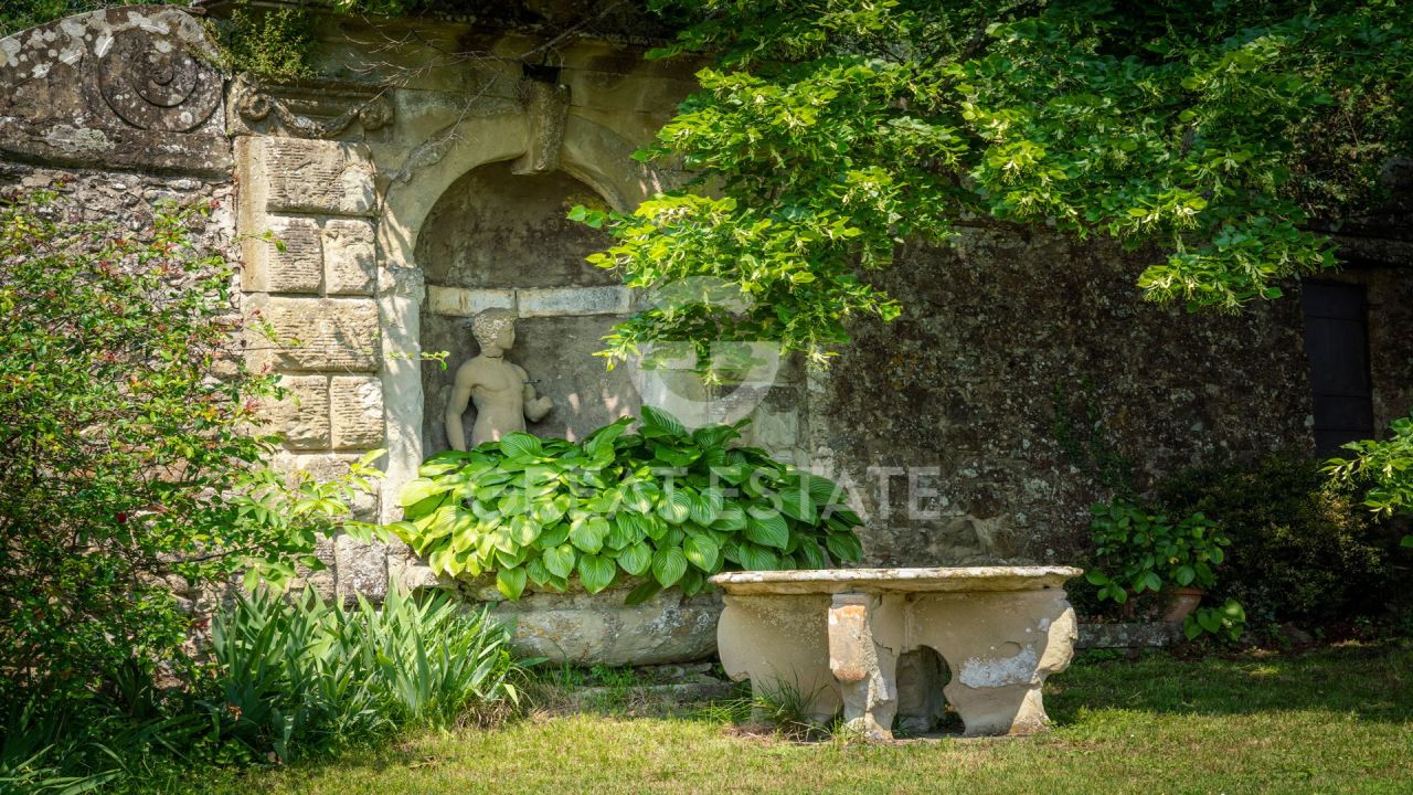 Maison à Pontassieve, Italie, 1 827.55 m² - image 10