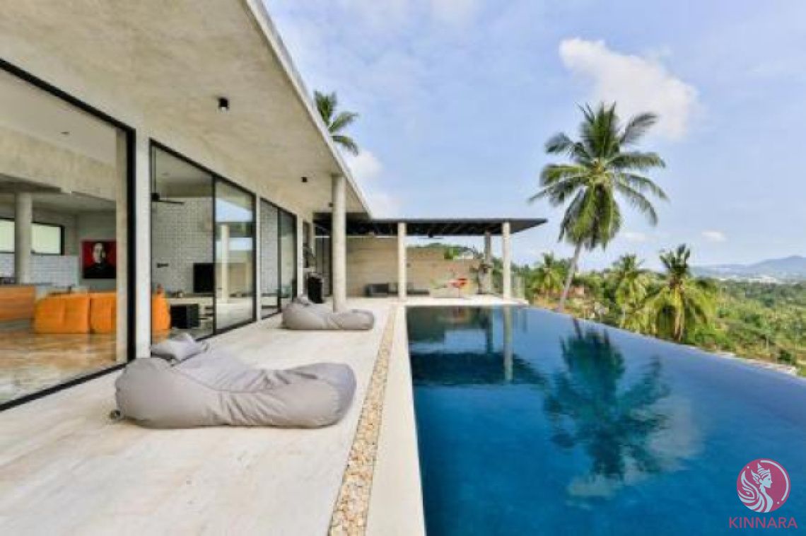 Villa à Surat Thani, Thaïlande, 220 m² - image 1