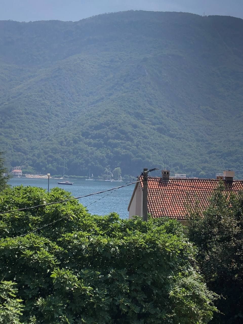 Haus in Kotor, Montenegro, 130 m² - Foto 1