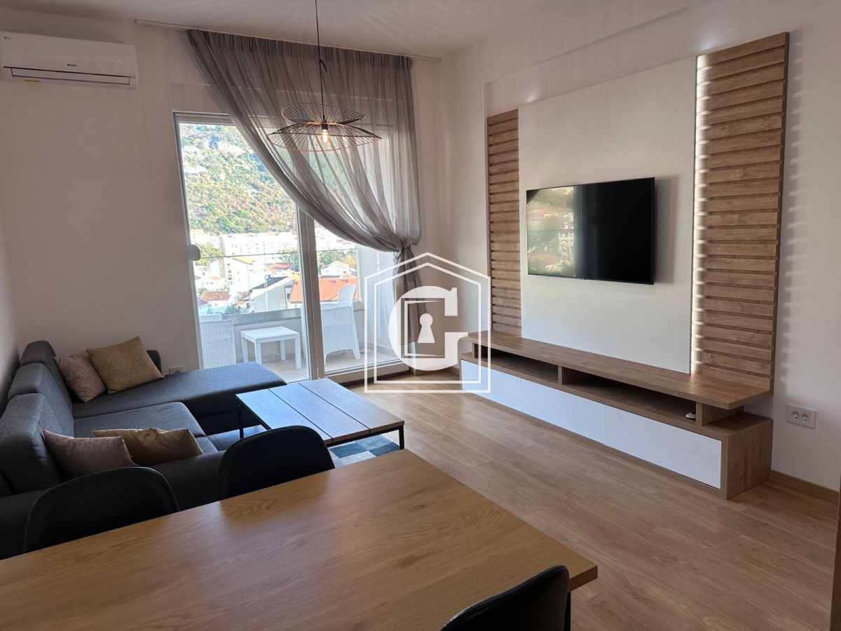 Apartment in Budva, Montenegro, 59 m² - picture 2
