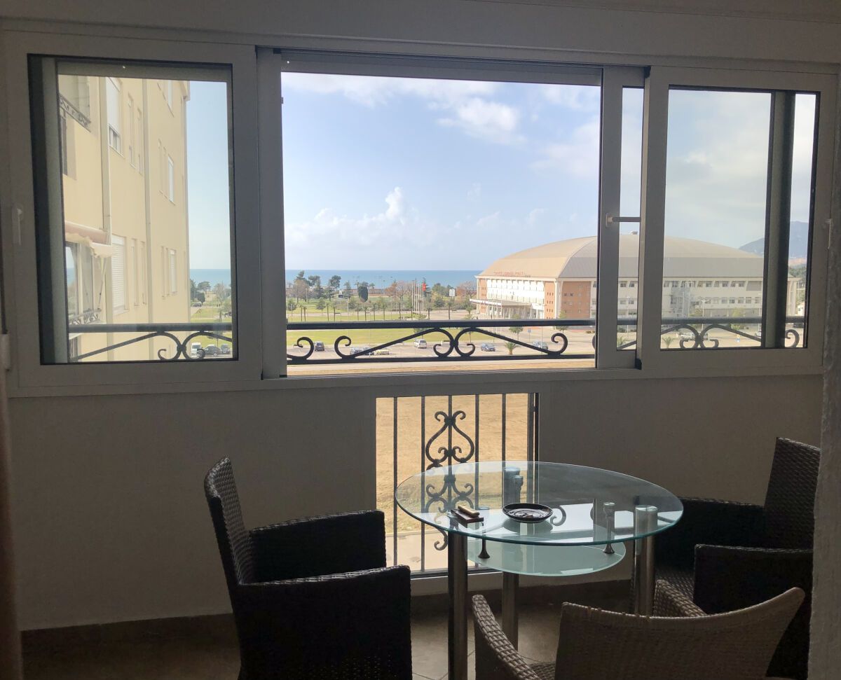 Wohnung in Bar, Montenegro, 85 m² - Foto 1