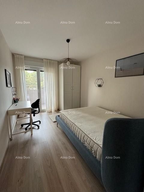 Flat in Pula, Croatia, 90 m² - picture 13