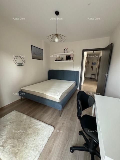 Flat in Pula, Croatia, 90 m² - picture 14