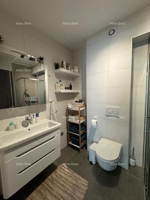 Flat in Pula, Croatia, 90 m² - picture 15