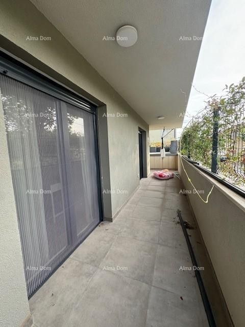 Flat in Pula, Croatia, 90 m² - picture 18