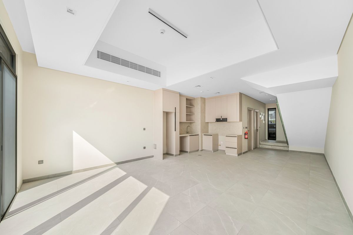 Maison urbaine à Dubaï, EAU, 134 m² - image 1