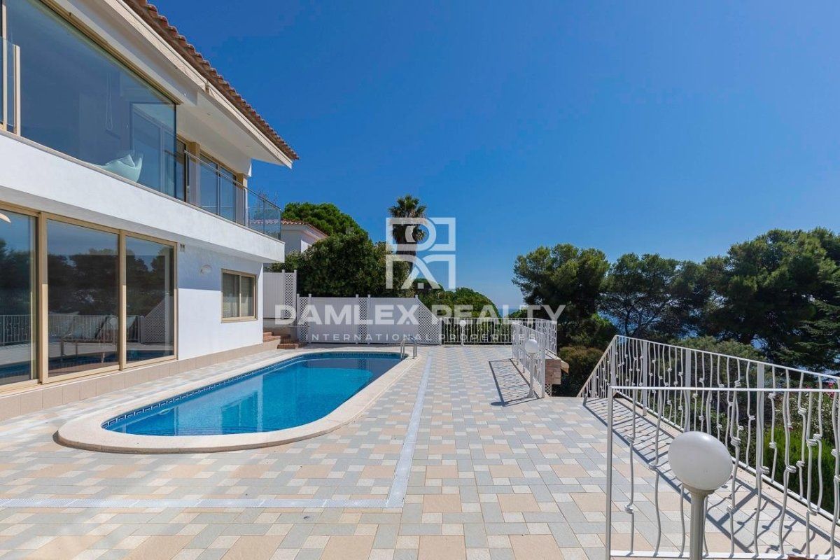 Villa in Blanes, Spain, 352 m² - picture 2