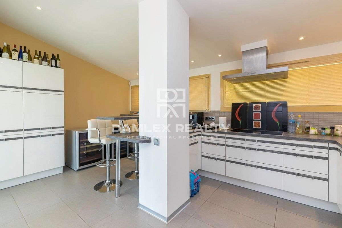 Villa in Blanes, Spain, 352 m² - picture 8