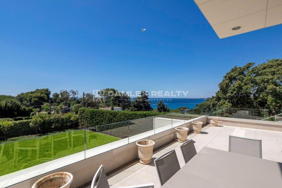 Villa in Lloret de Mar, Spain, 651 m² - picture 10