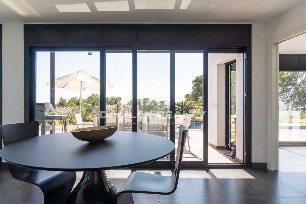 Villa in Lloret de Mar, Spain, 376 m² - picture 11