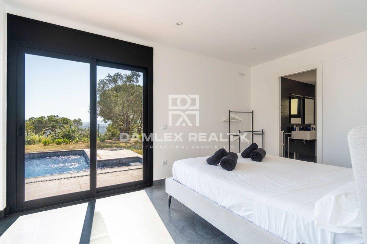 Villa in Lloret de Mar, Spain, 376 m² - picture 18