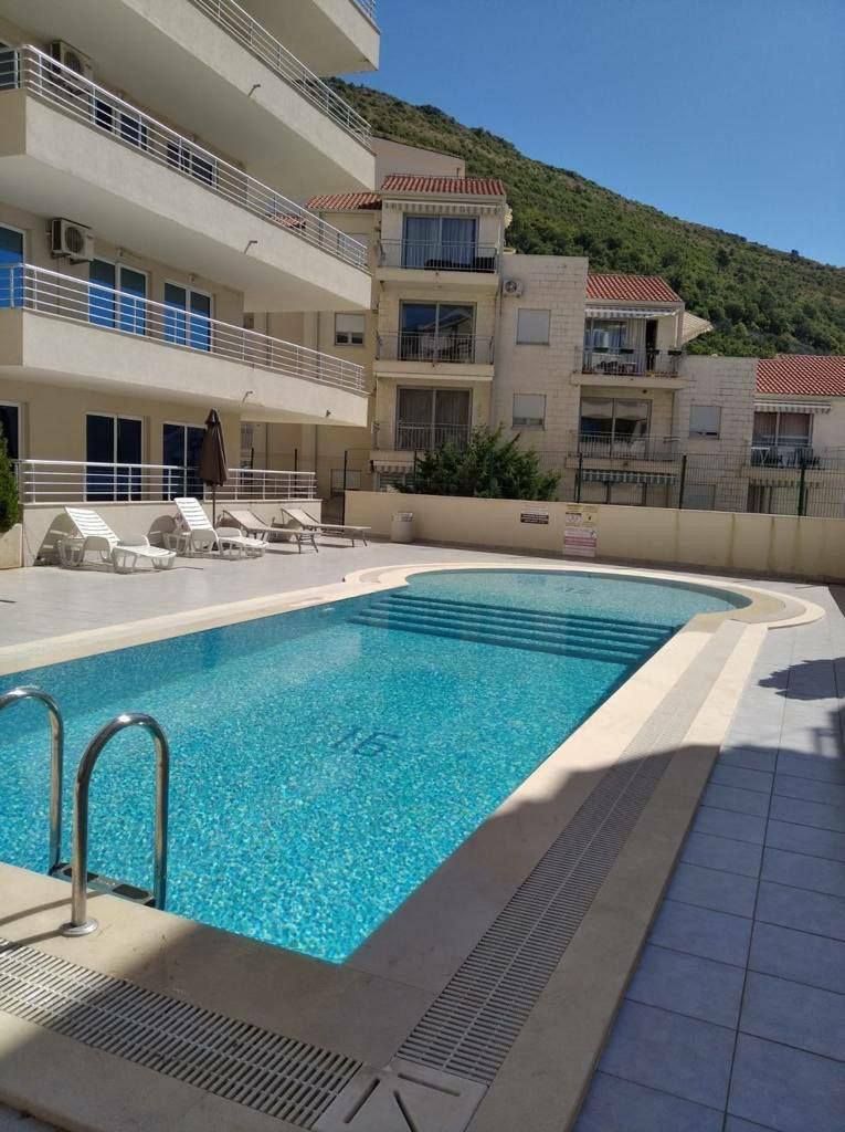 Wohnung in Petrovac, Montenegro, 49 m² - Foto 1