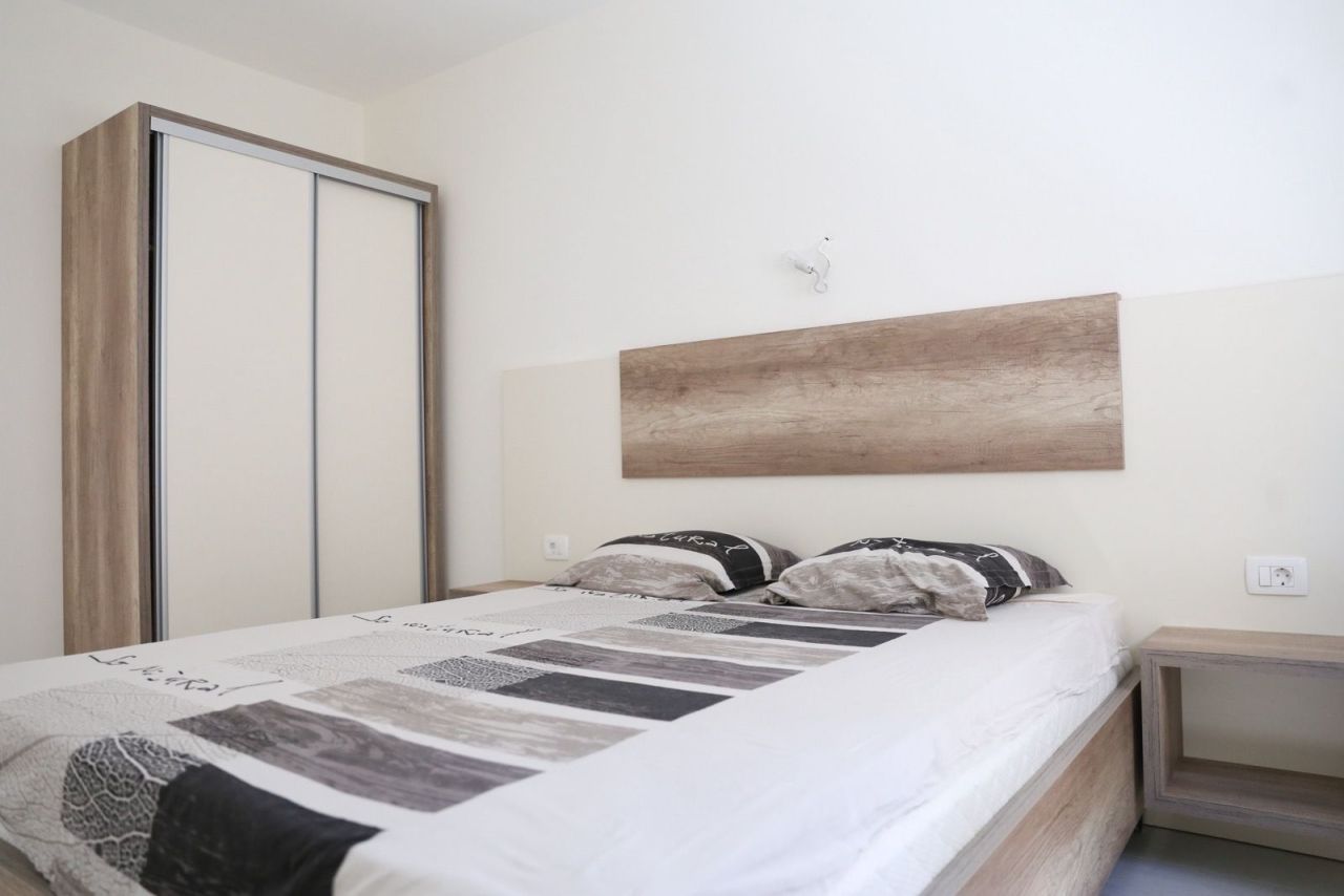 Piso en Ulcinj, Montenegro, 74 m² - imagen 3