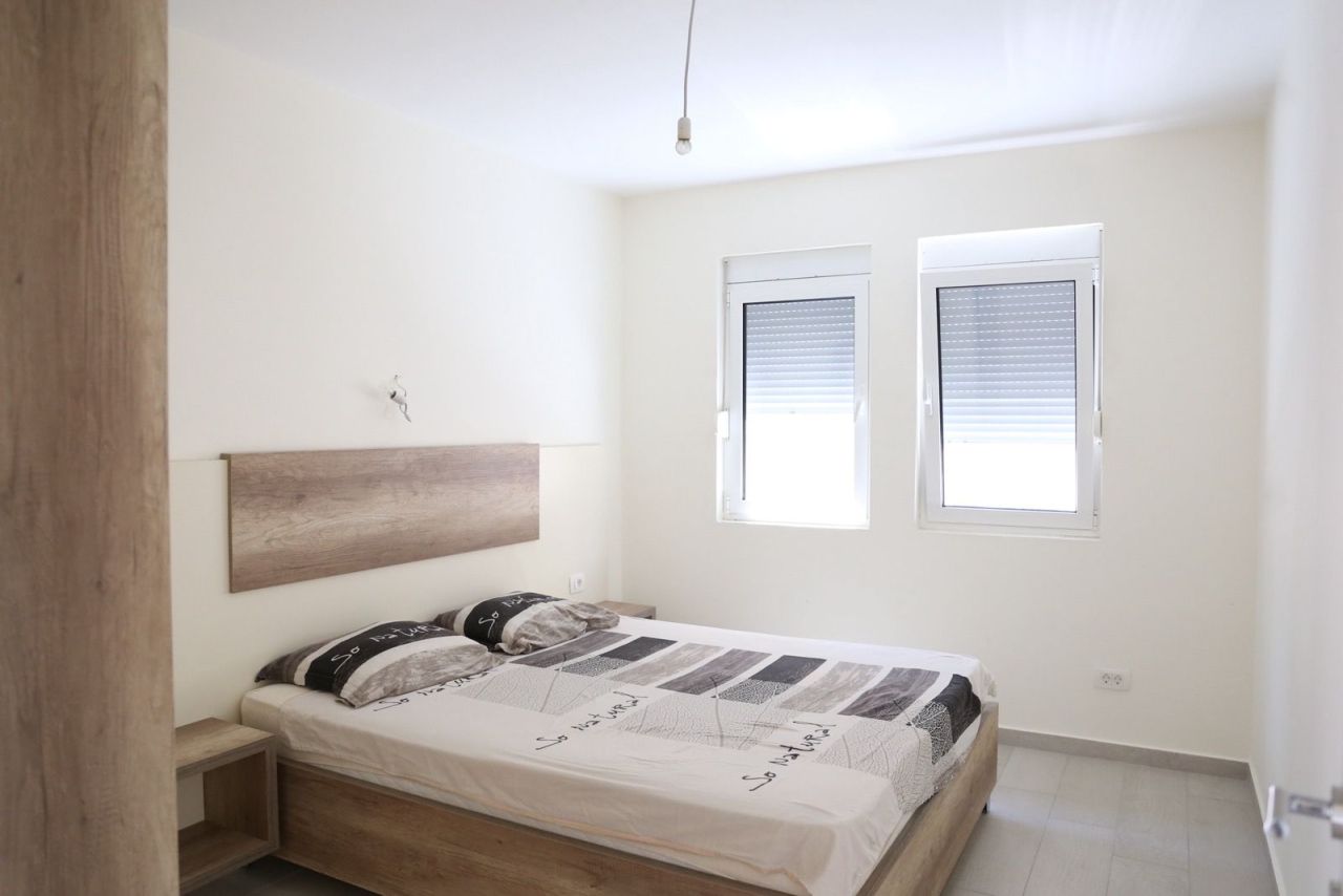 Piso en Ulcinj, Montenegro, 74 m² - imagen 4