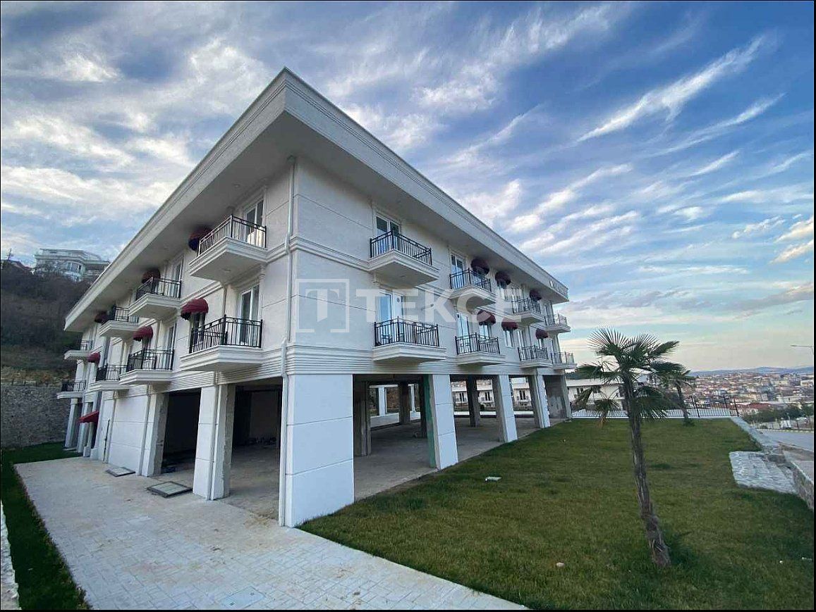 Apartment Serdivan, Turkey, 120 m² - picture 1