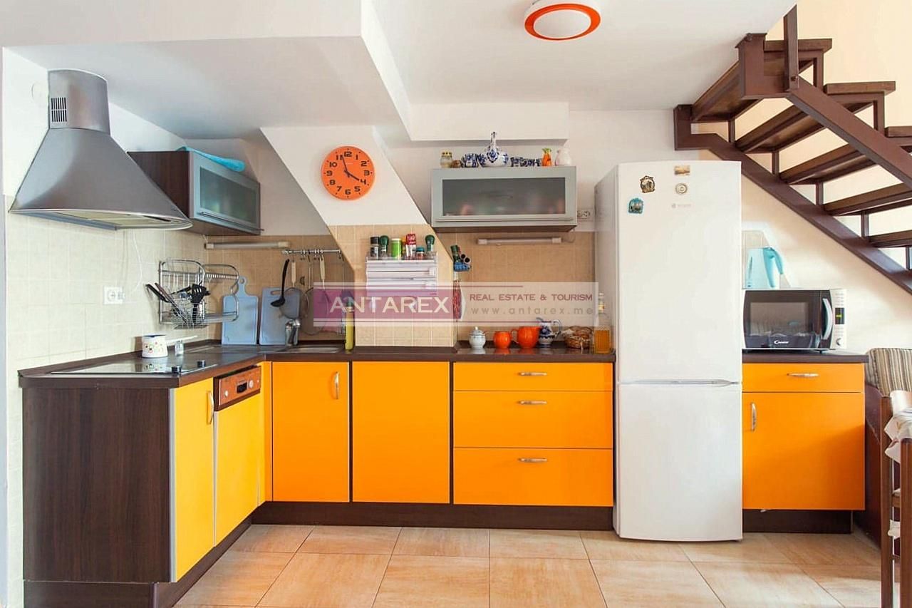 Apartamento en Kamenari, Montenegro, 72 m² - imagen 3