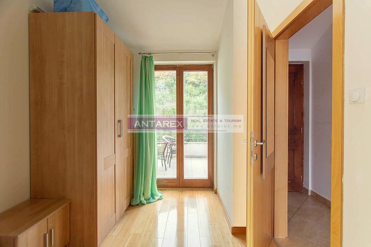 Apartamento en Kamenari, Montenegro, 72 m² - imagen 9