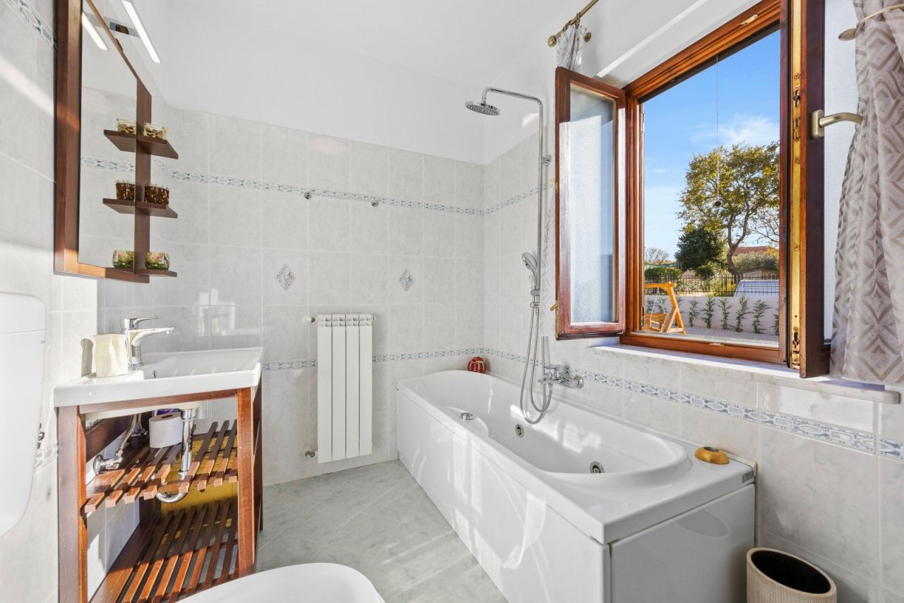 Haus in Buje, Kroatien, 193 m² - Foto 10