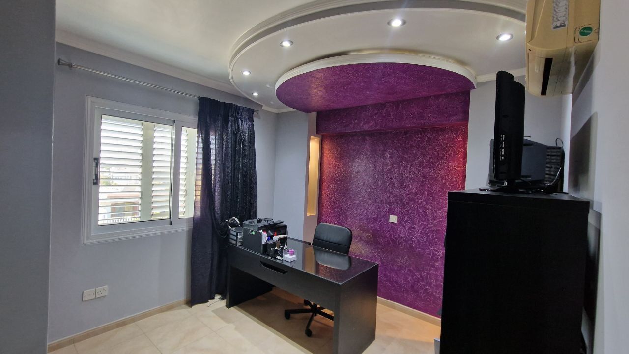 Flat in Paralimni, Cyprus, 300 m² - picture 7