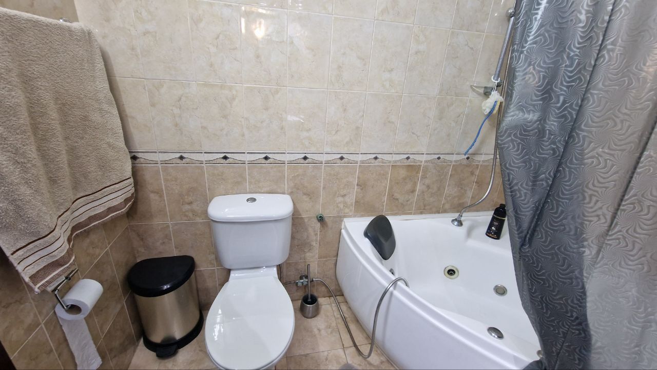 Flat in Paralimni, Cyprus, 300 m² - picture 9