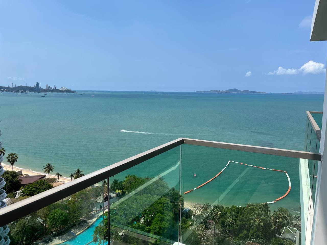 Piso en Pattaya, Tailandia, 66.79 m² - imagen 1