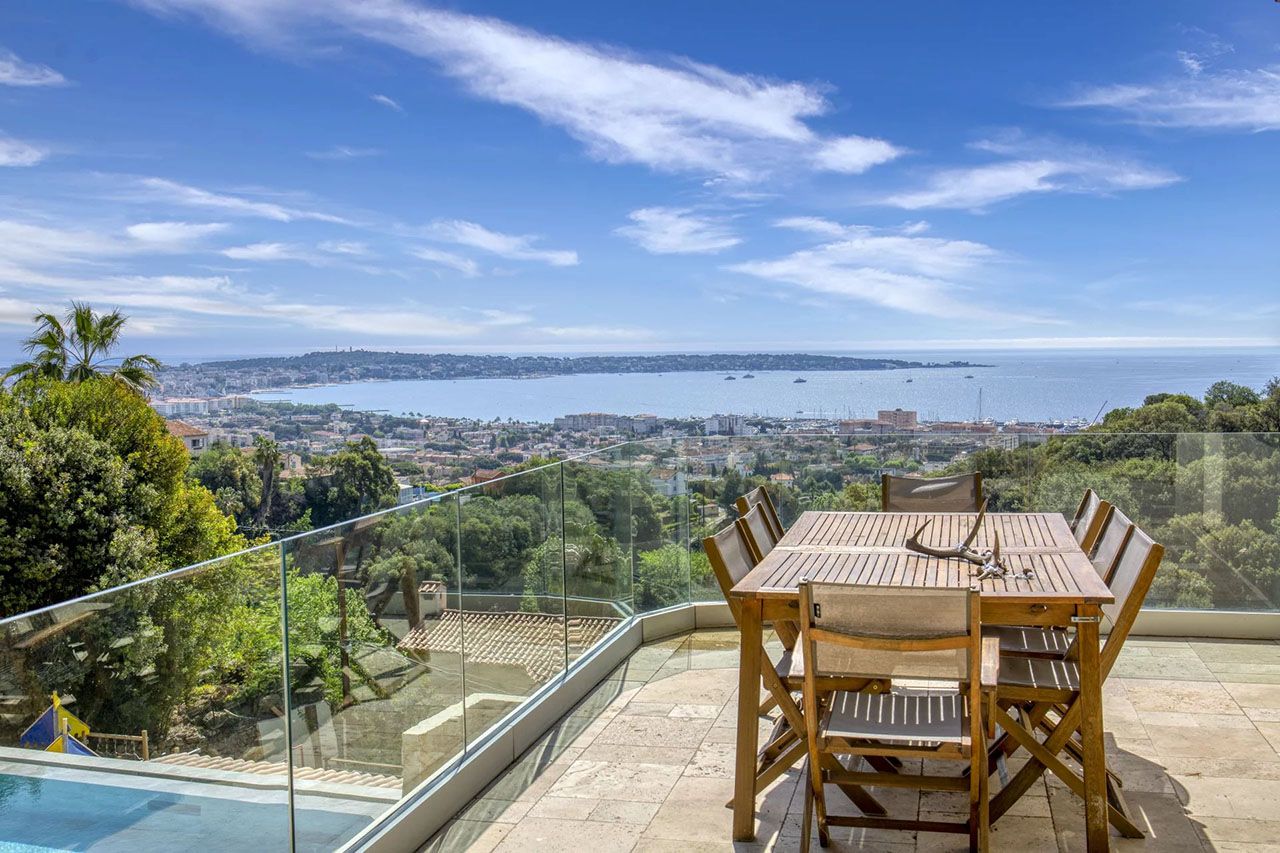 Villa a Golfe-Juan, Francia, 245 m² - foto 8