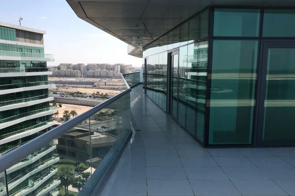 Wohnung in Abu Dhabi, VAE, 326 m² - Foto 1