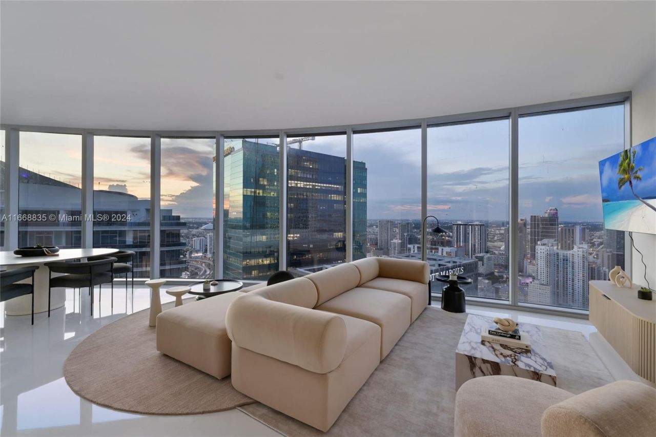 Piso en Miami, Estados Unidos, 90 m² - imagen 4