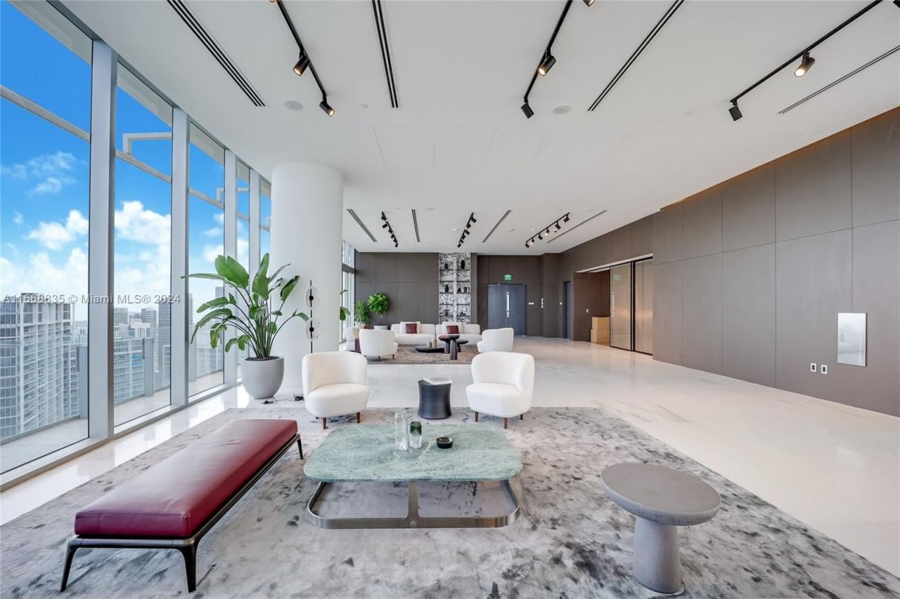 Piso en Miami, Estados Unidos, 90 m² - imagen 13