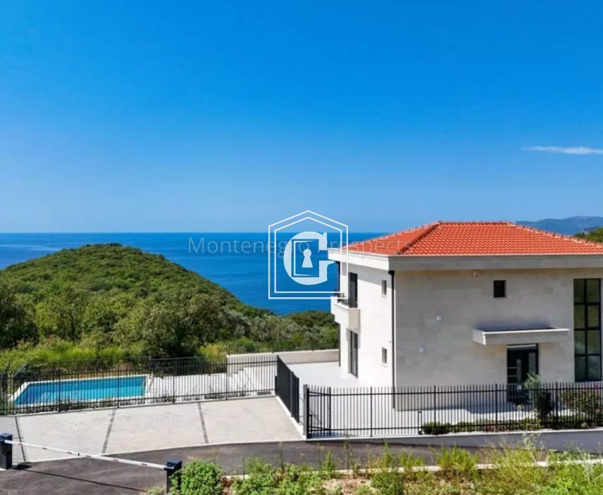 Villa à Rézévici, Monténégro, 318 m² - image 4