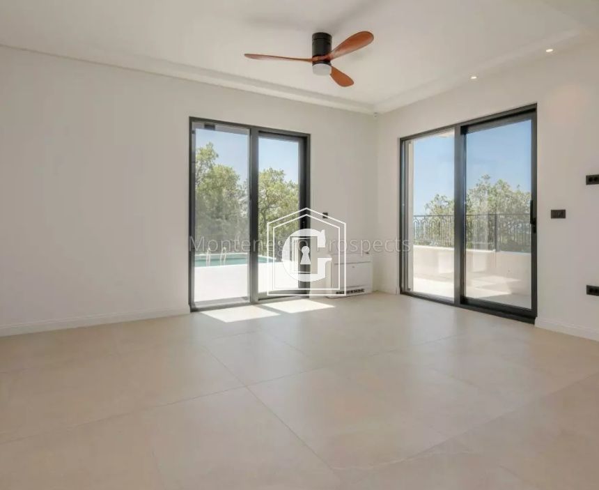 Villa à Rézévici, Monténégro, 318 m² - image 17