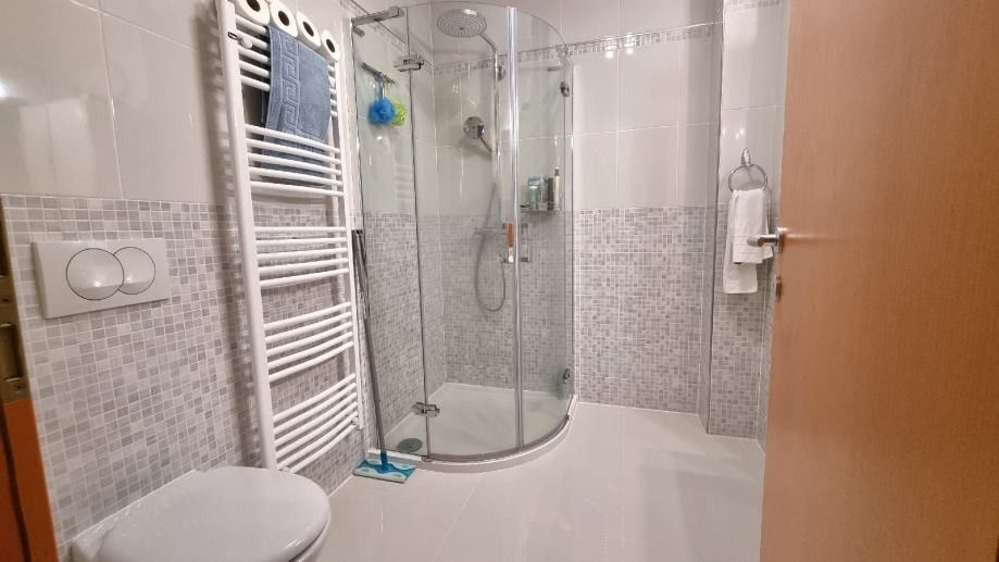 Flat in Pula, Croatia, 61 m² - picture 9