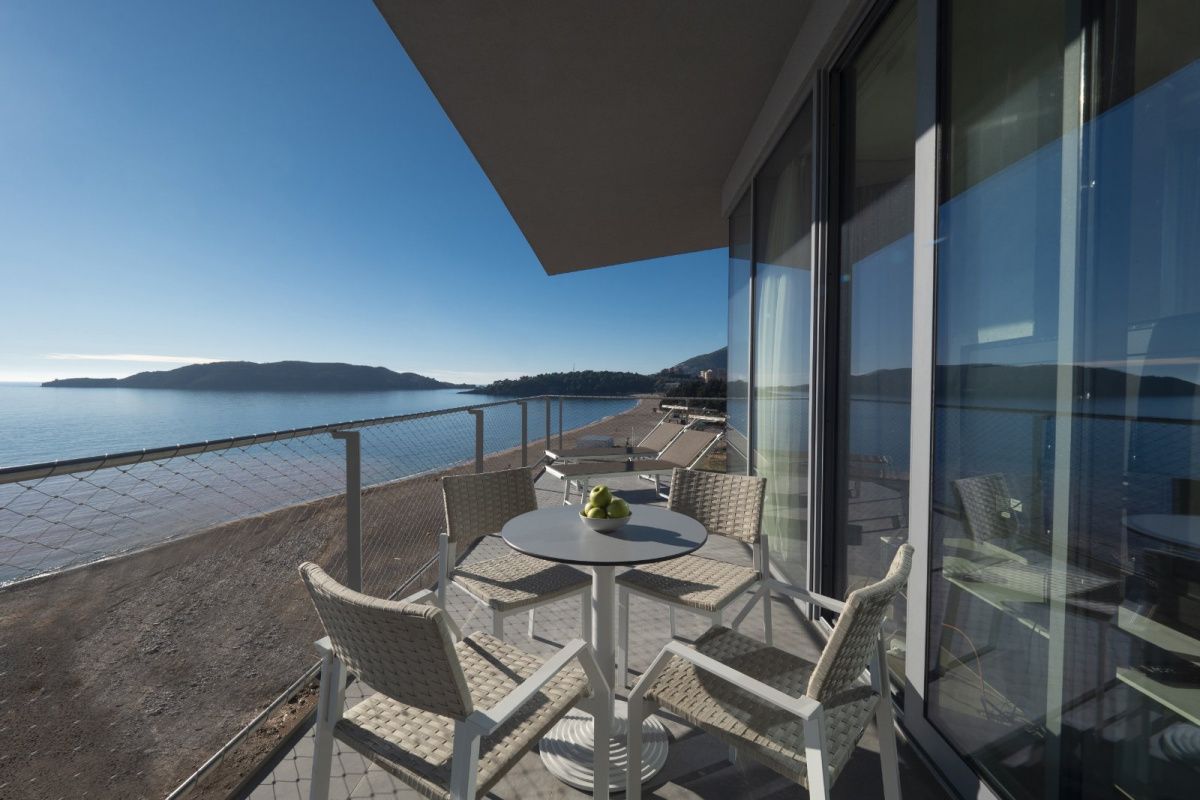 Piso en Becici, Montenegro, 67 m² - imagen 4