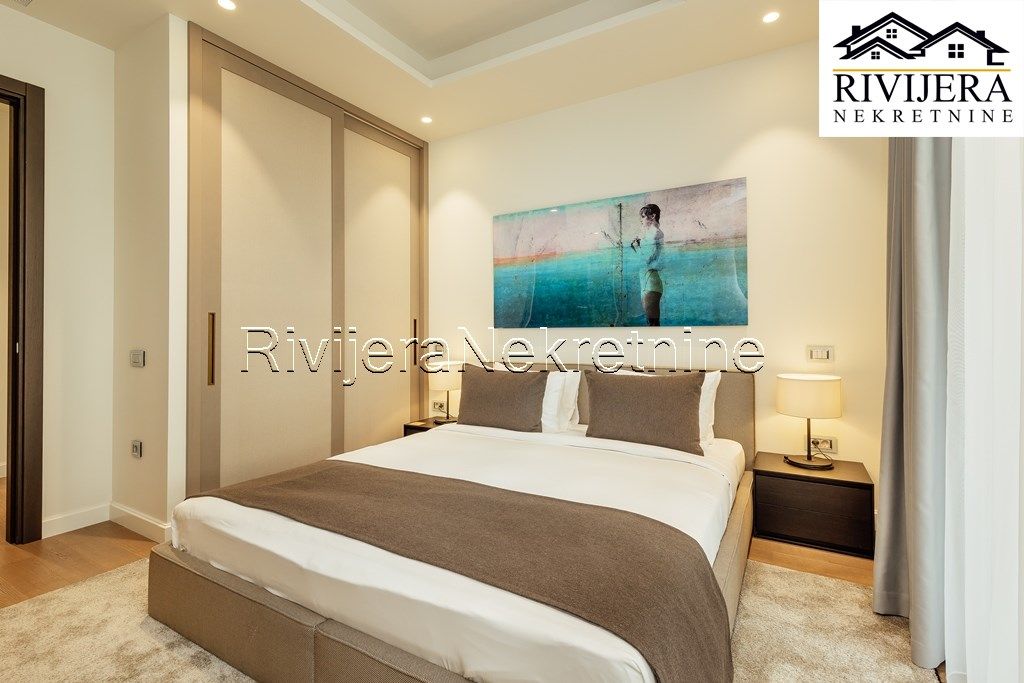 Piso en Herceg-Novi, Montenegro, 97.9 m² - imagen 12