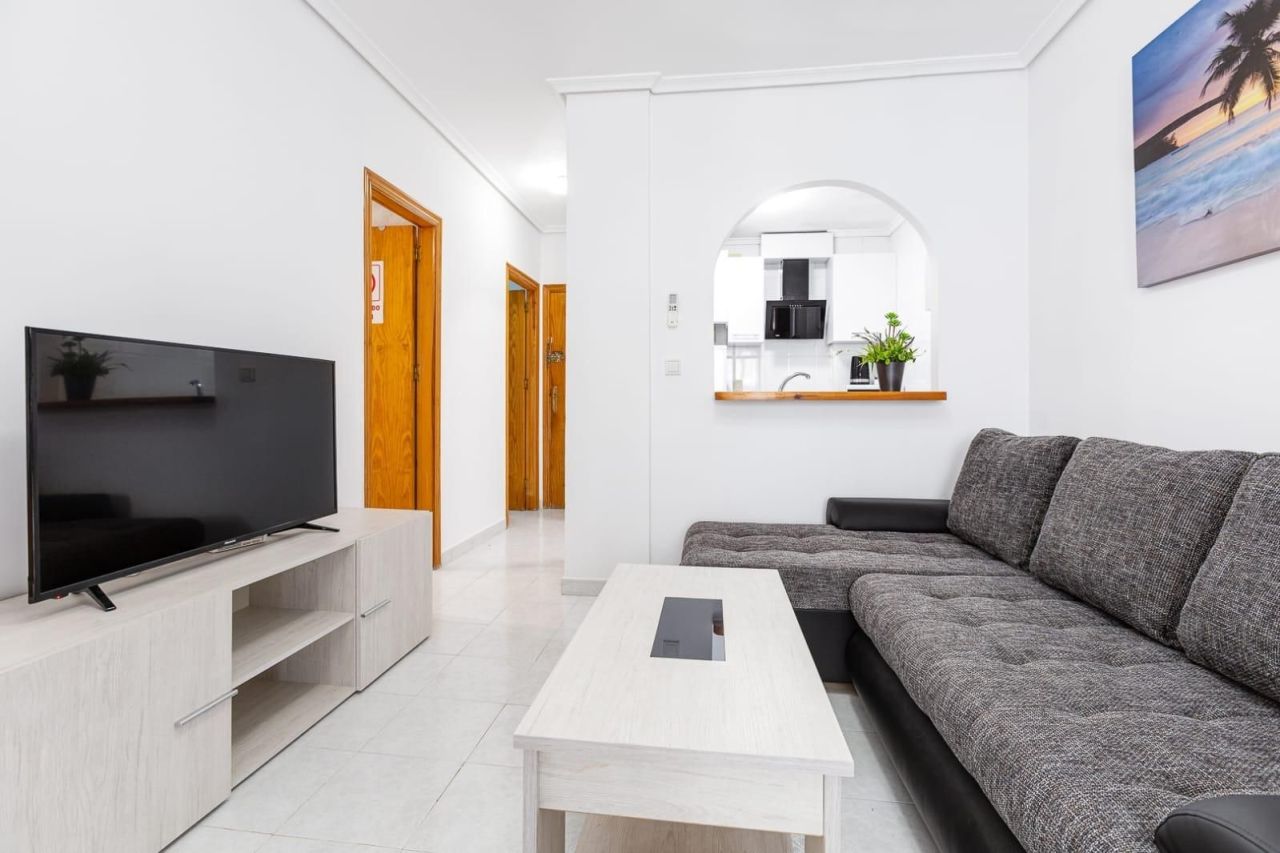 Piso en Torrevieja, España, 53 m² - imagen 1