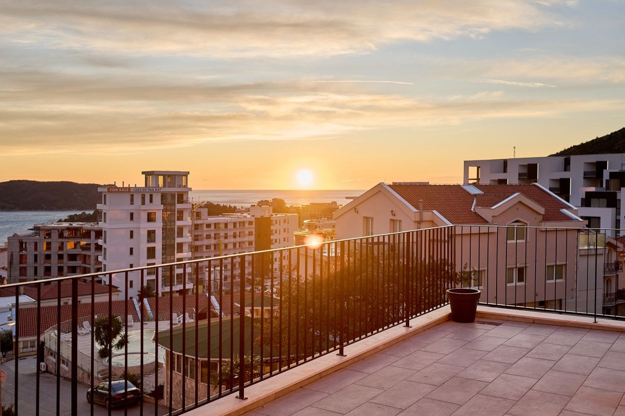 Piso en Budva, Montenegro, 69 m² - imagen 2