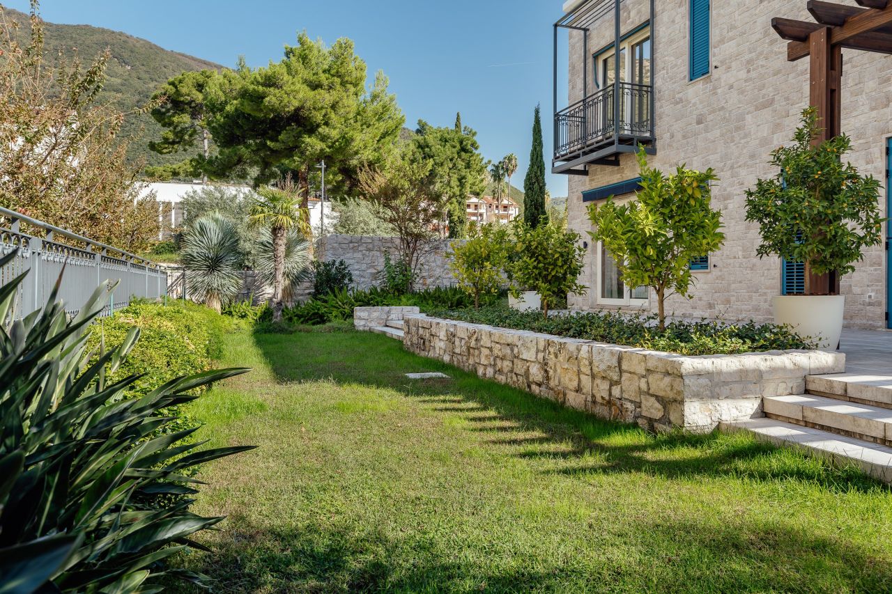 Appartement à Herceg-Novi, Monténégro, 108 m² - image 3