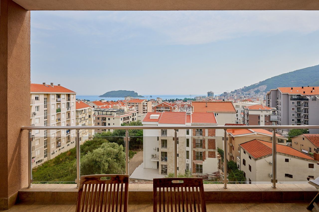 Appartement à Budva, Monténégro, 88 m² - image 1