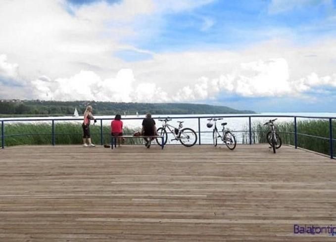 Terrain Balatonfűzfő, Hongrie, 150 000 m² - image 3