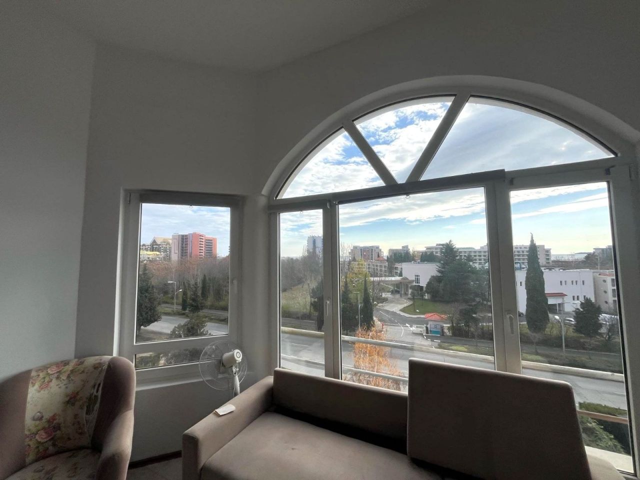 Appartement à Slantchev Briag, Bulgarie, 90 m² - image 4