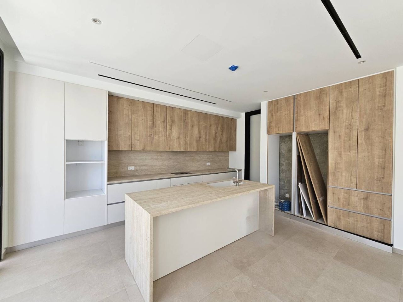 House in Germasogeia, Cyprus, 200 m² - picture 3