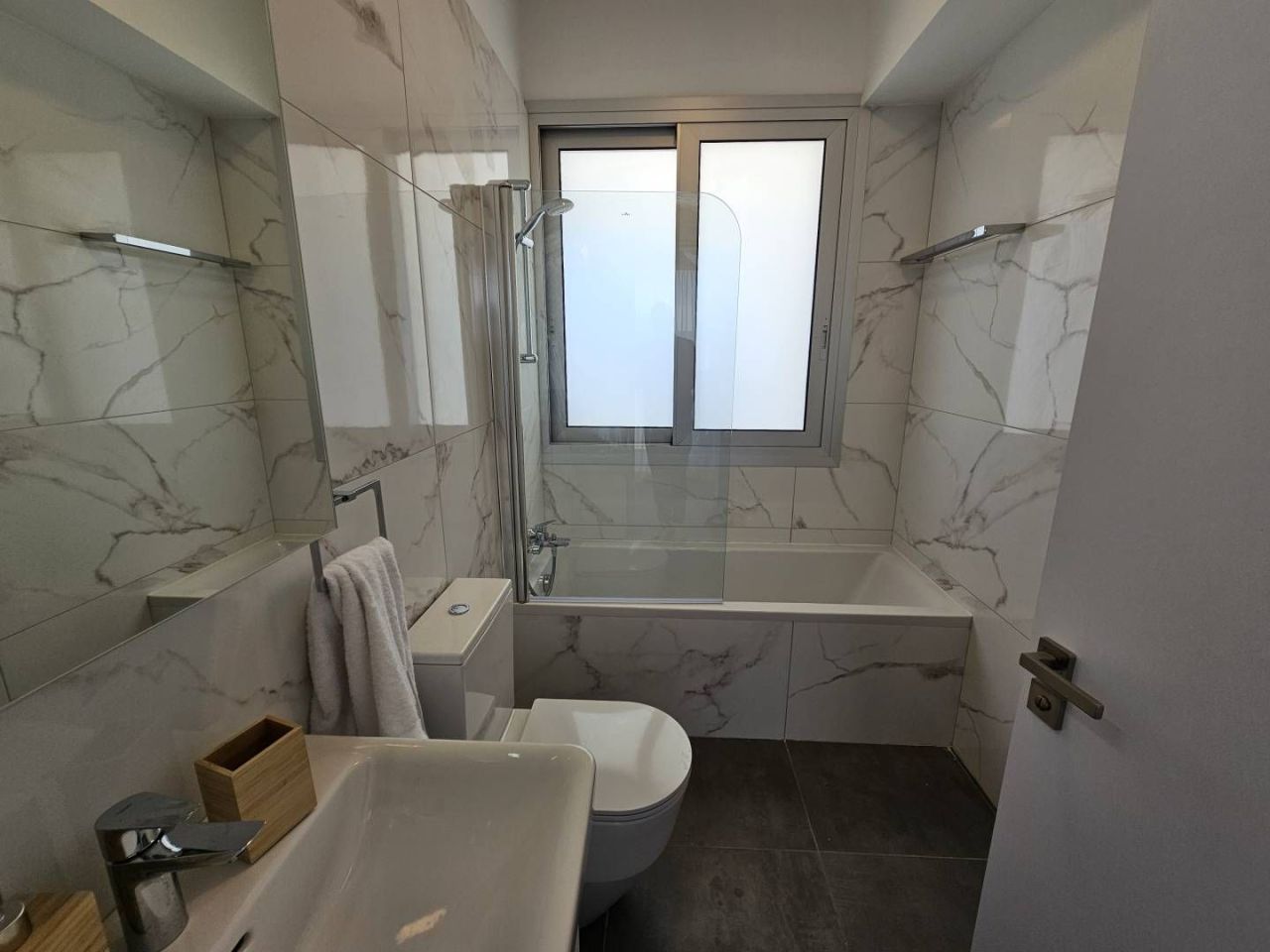 Flat in Polemi, Cyprus, 248 m² - picture 12